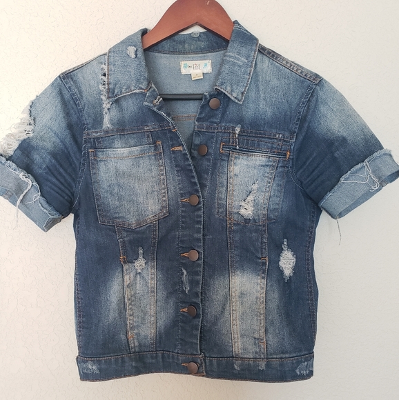 LOVE FIRE Short Sleeve Cropped Jean Jacket - Picture 2 of 10